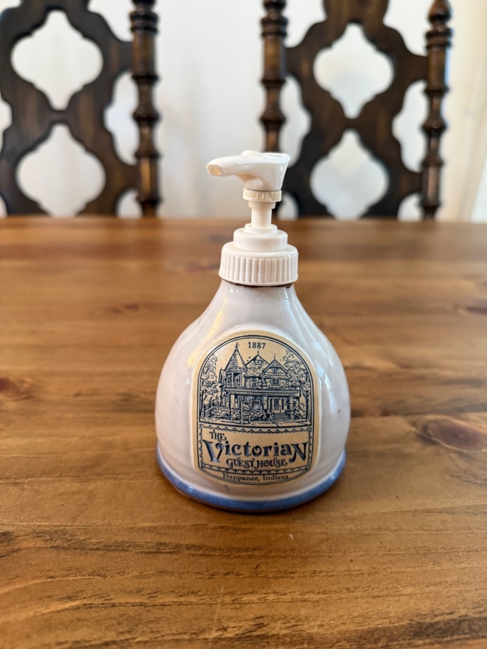 The Victorian Guest House Ceramic Soap Dispenser - White & Blue